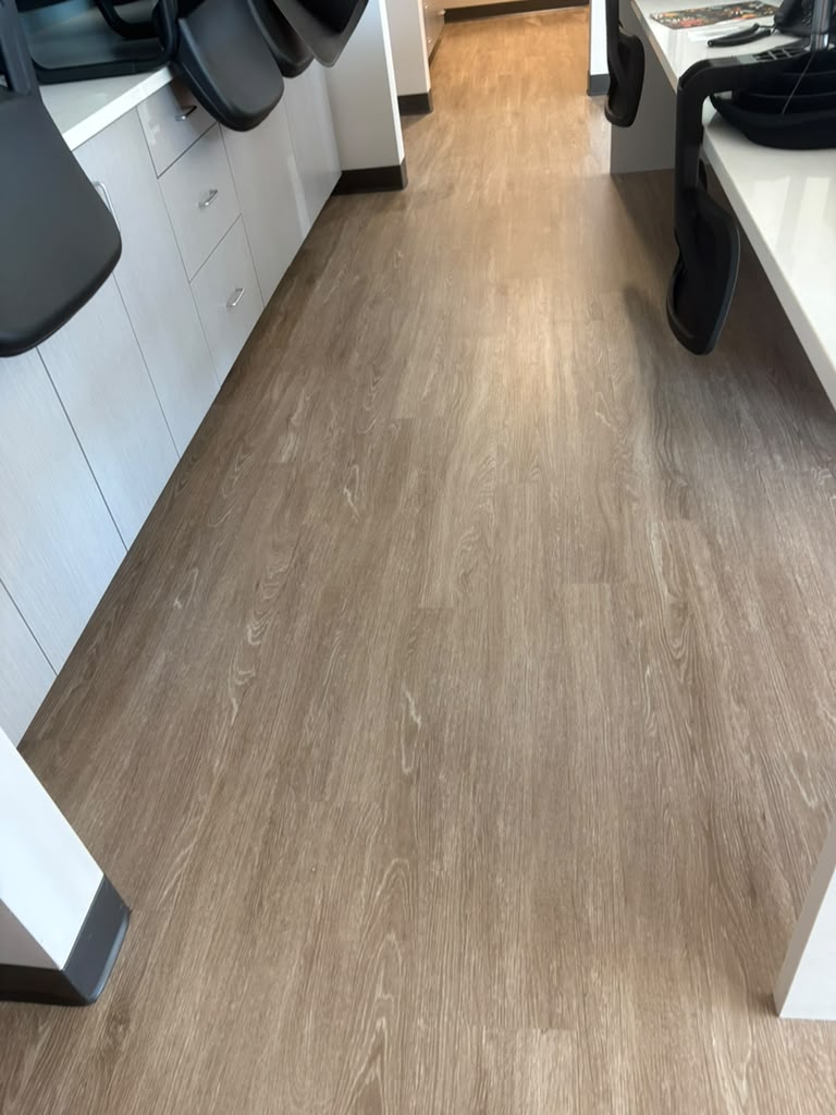 Commercial cleaning work photo 9 of 17