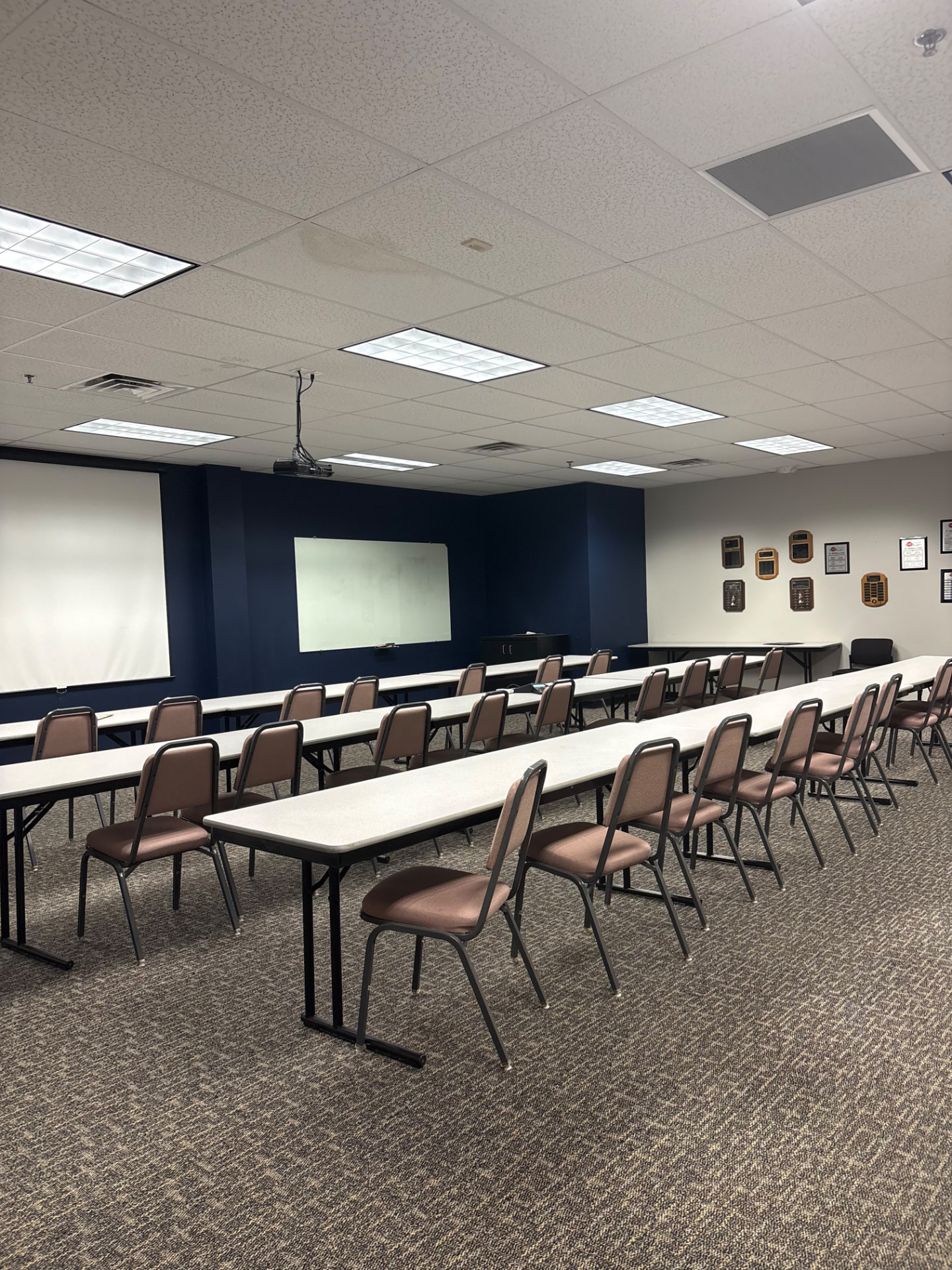 Commercial cleaning work photo 3 of 17
